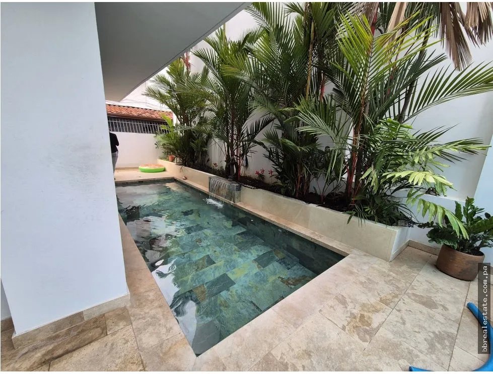 Single Family House for sale in Altos del Golf