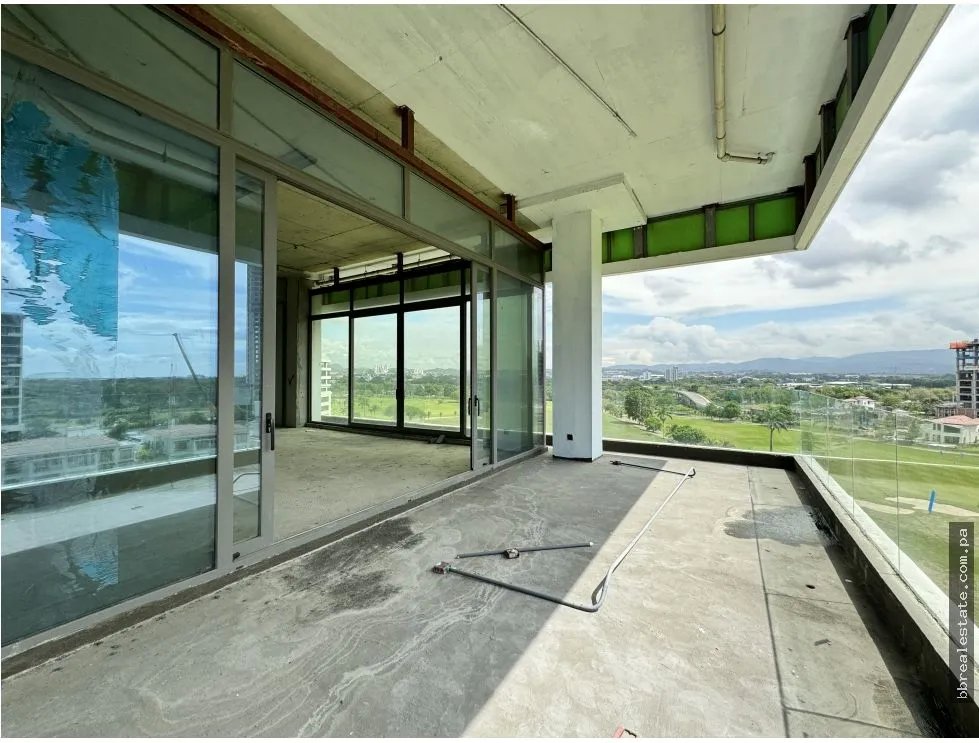 Venta de apartamento en Santa María, Ph 818