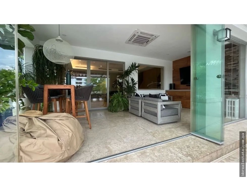 Venta de casa en Santa María