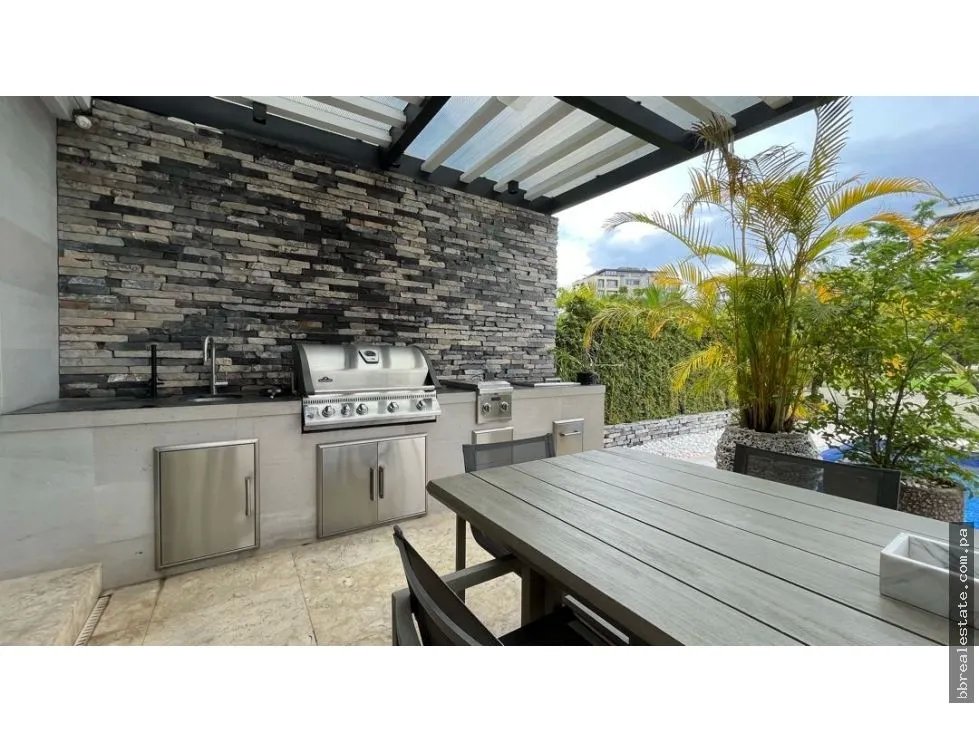Venta de casa en Santa María