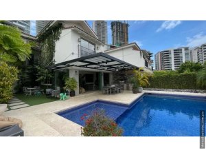 Single Family House for sale in Santa Ma...
