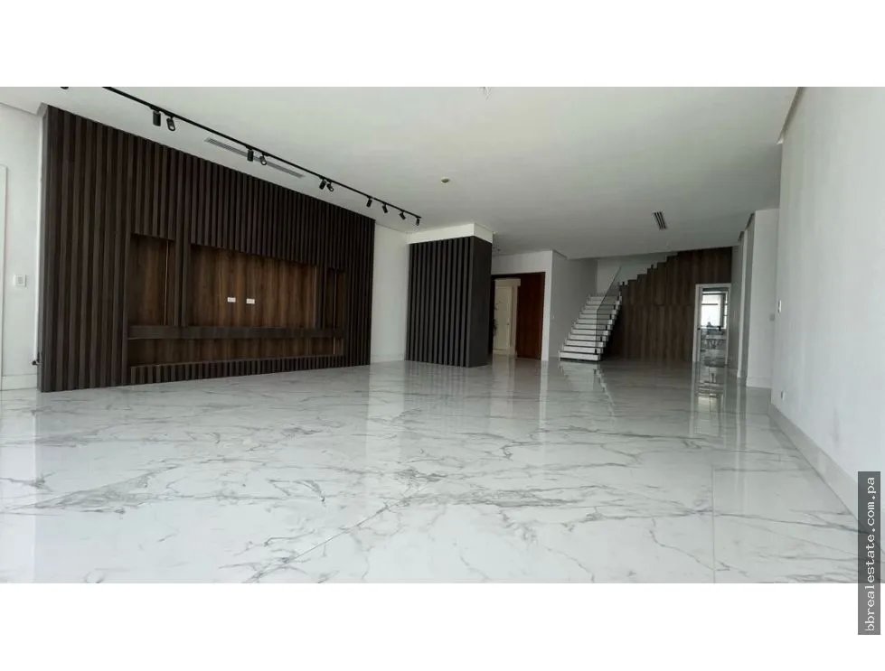 Apartment for sale in Punta Pacifica