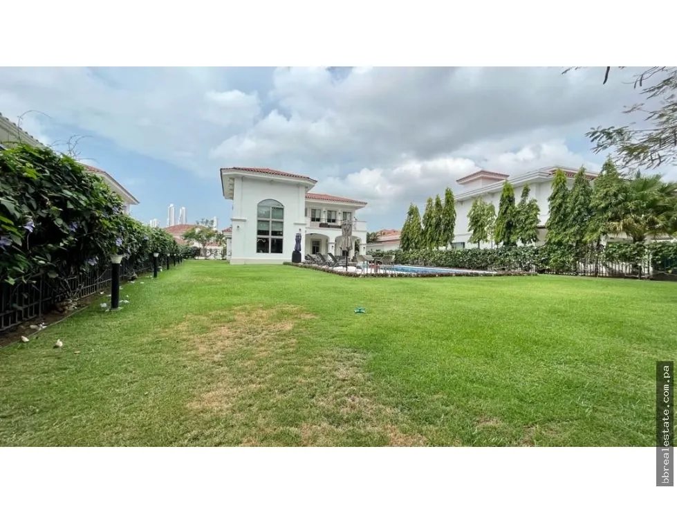 Venta de casa en Santa María, PH Fairway