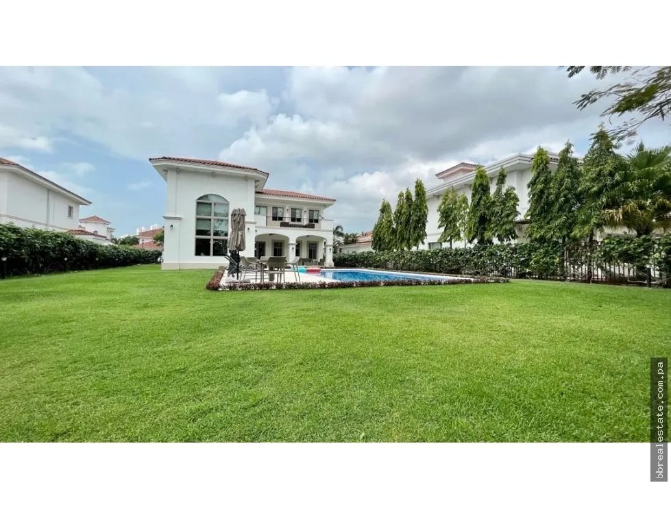 Venta de casa en Santa María, PH Fairway