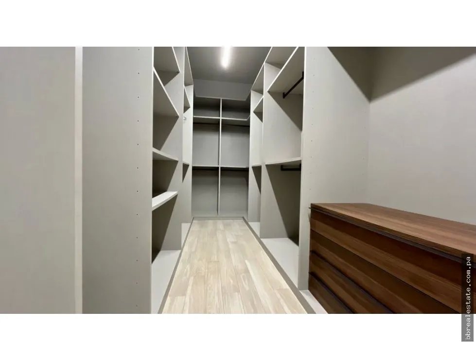 Apartment for sale in Punta Pacifica