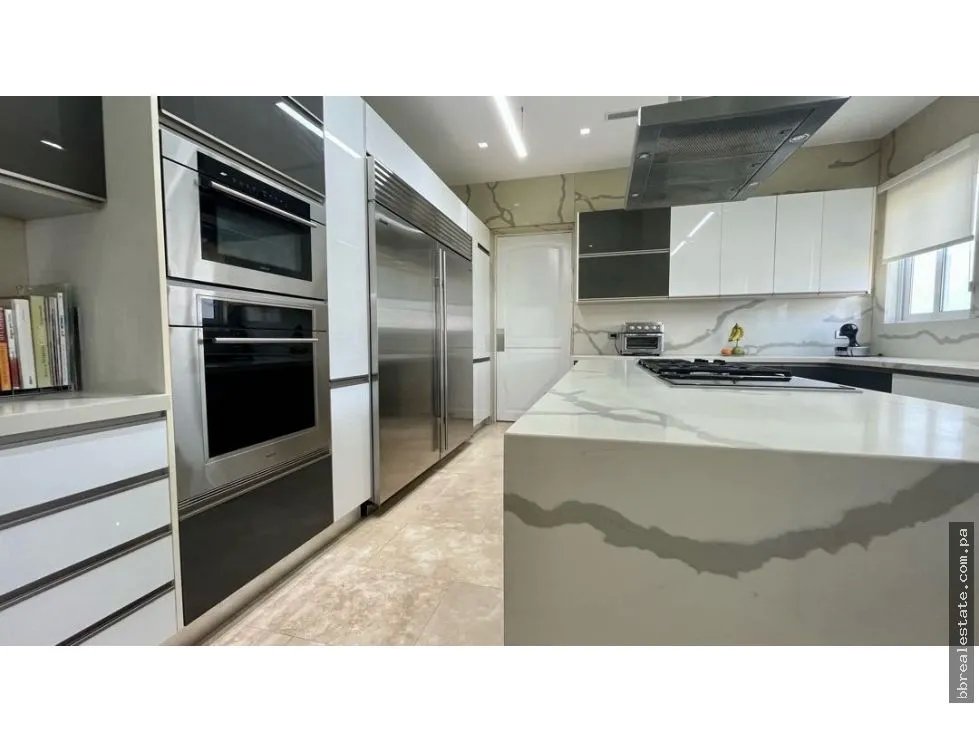 Venta de casa en Santa María, PH Fairway