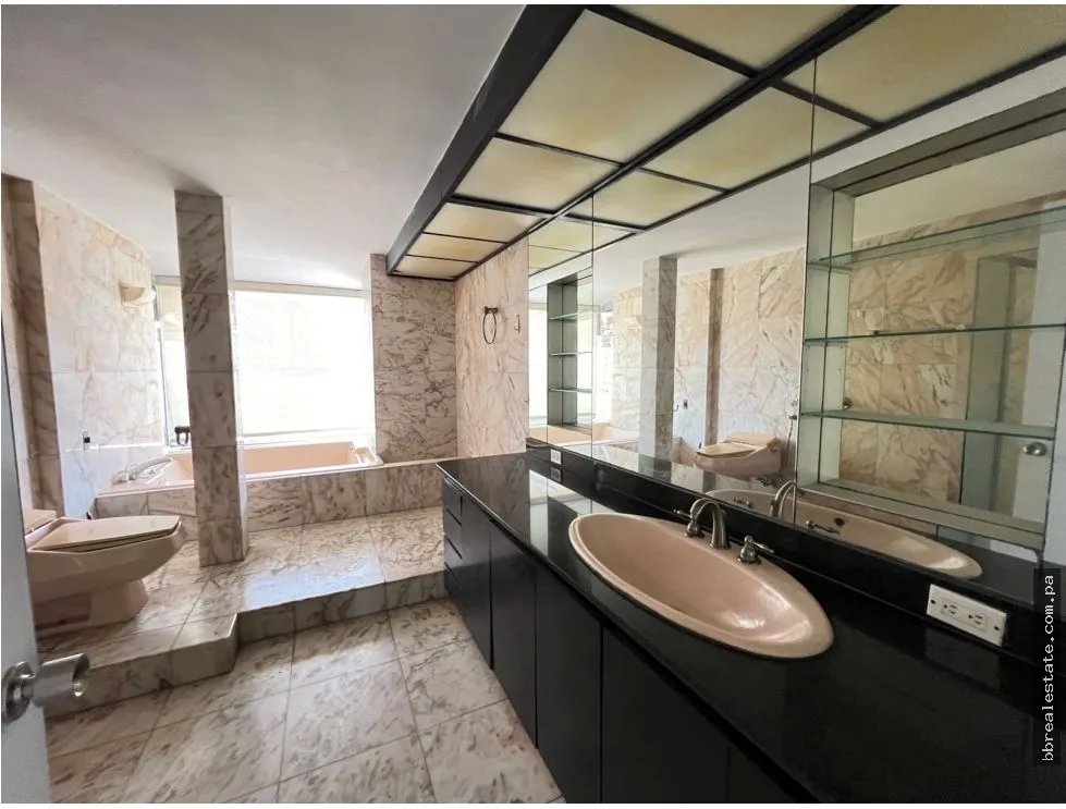 Apartment for sale in Punta Paitilla