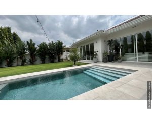 Single Family House for sale in Costa Su...