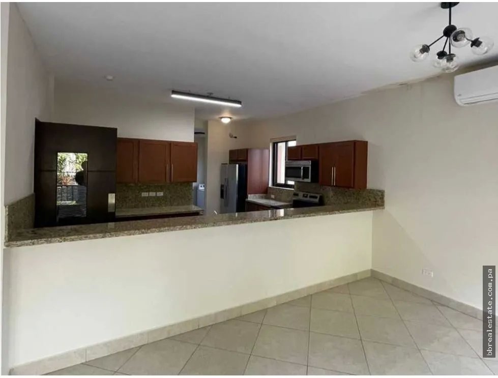 Apartment for rent in Albrook