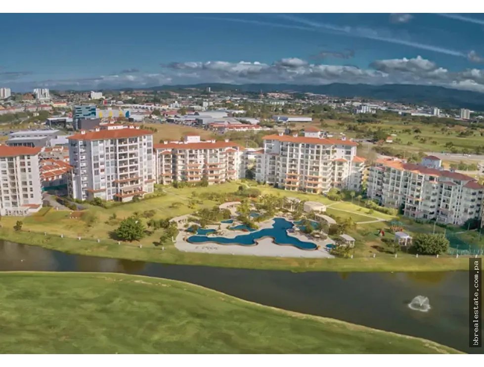 Venta de UNICO Town Home en Santa María, The Reserve