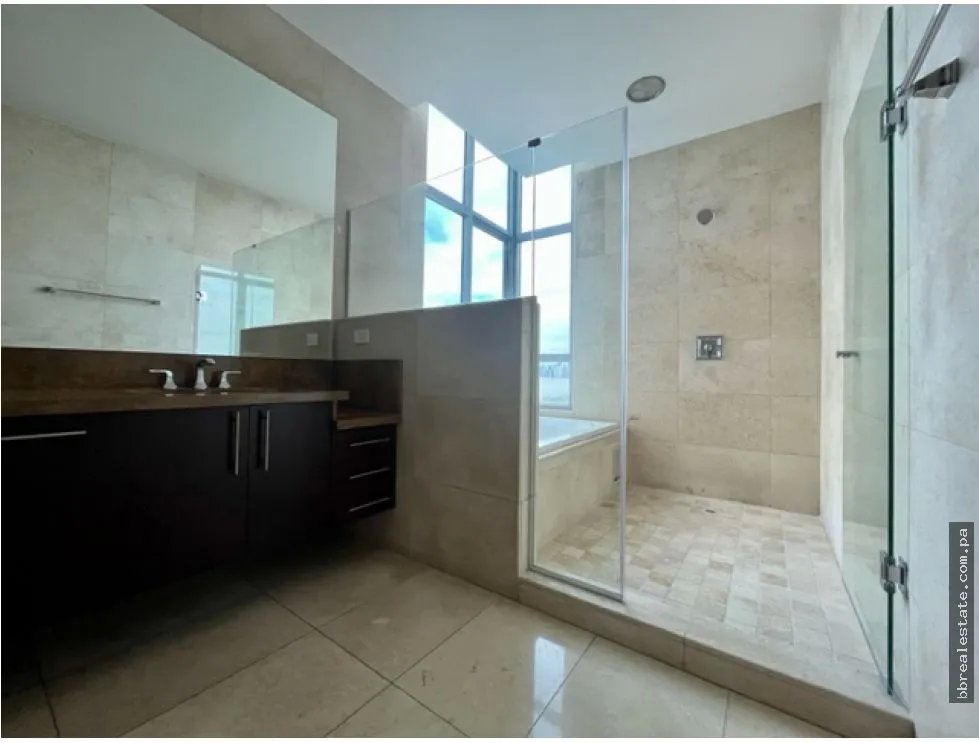 Venta de apartamento en Costa del Este,  PH Ten Tower