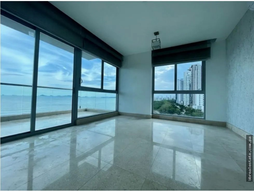 Venta de apartamento en Costa del Este,  PH Ten Tower