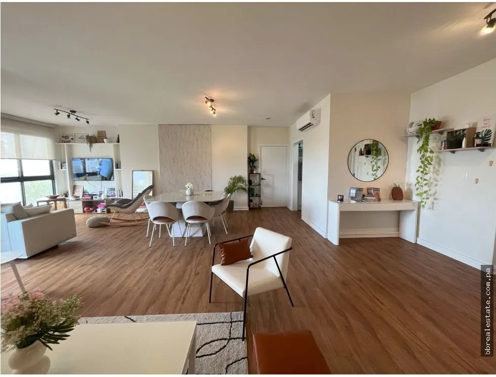 Apartment for sale in Costa del Este
