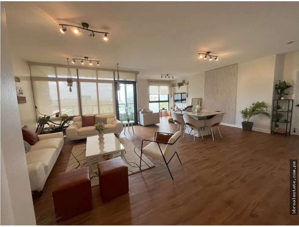 Apartment for sale in Costa del Este