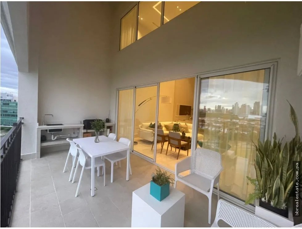 Apartment for sale in Santa Maria