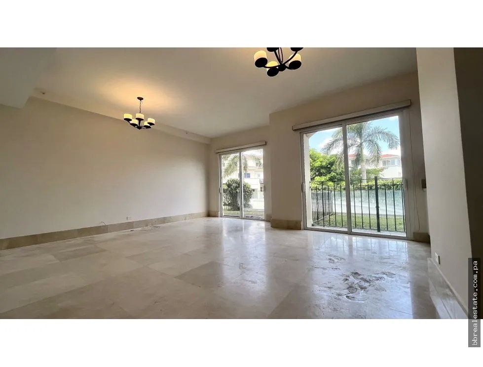 Apartment for rent in Santa Maria