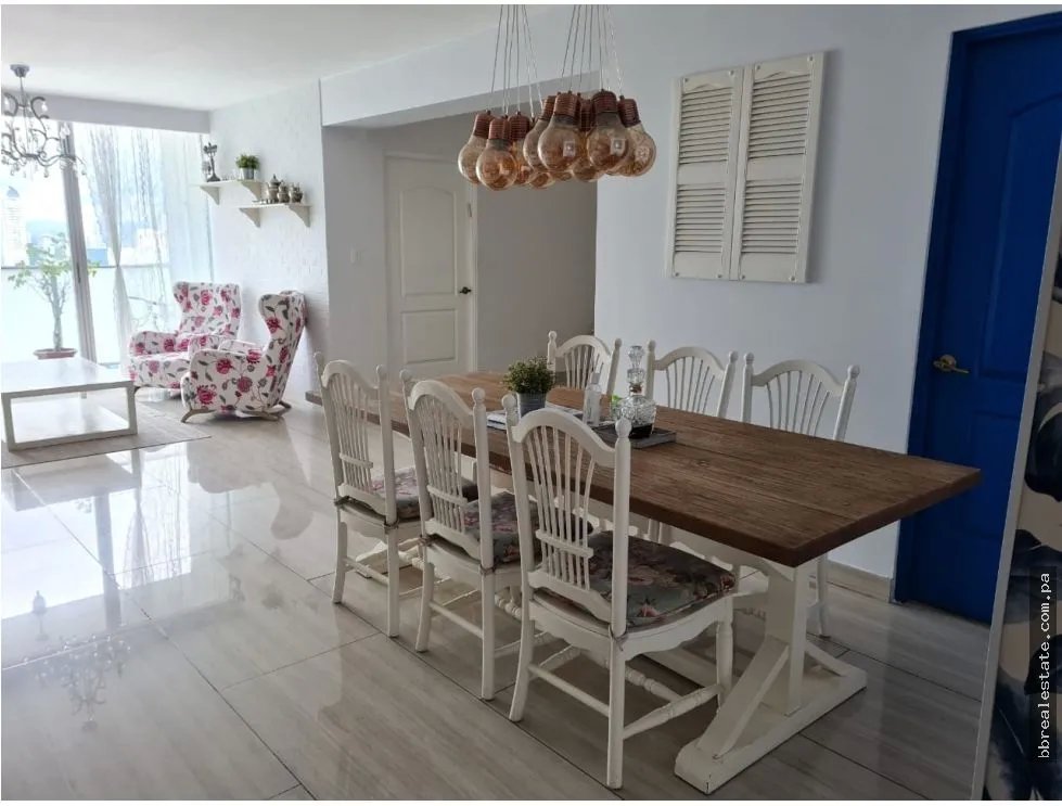 Apartment for sale in Punta Pacifica