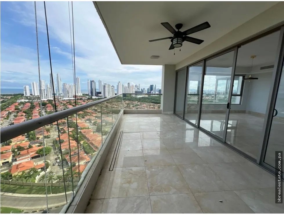 Apartment for sale in Santa Maria