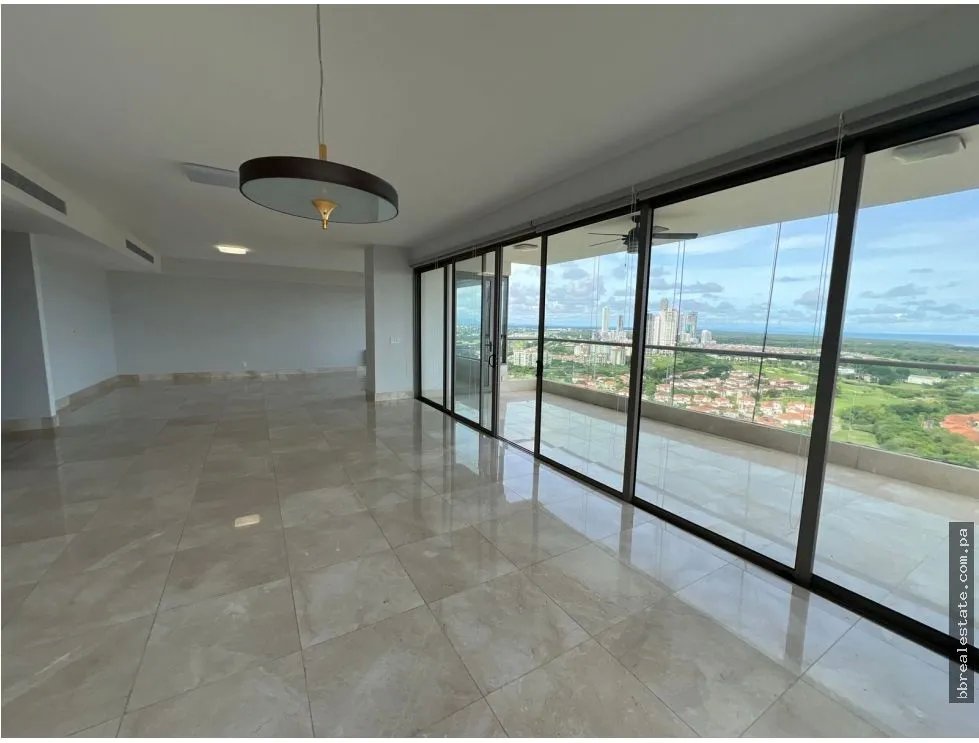 Venta de apartamento en Santa María Ph Greengardens