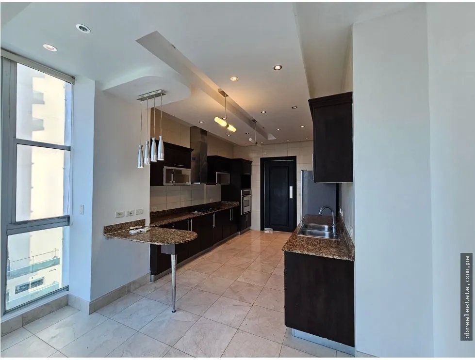 Apartment for sale in Costa del Este