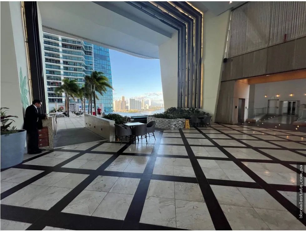 Apartment for sale in Punta Pacifica
