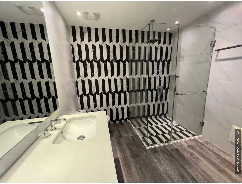 Apartment for sale in Punta Pacifica