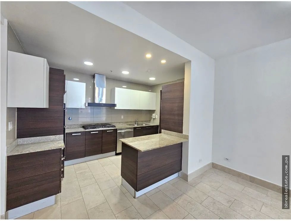 Apartment for sale in Punta Pacifica