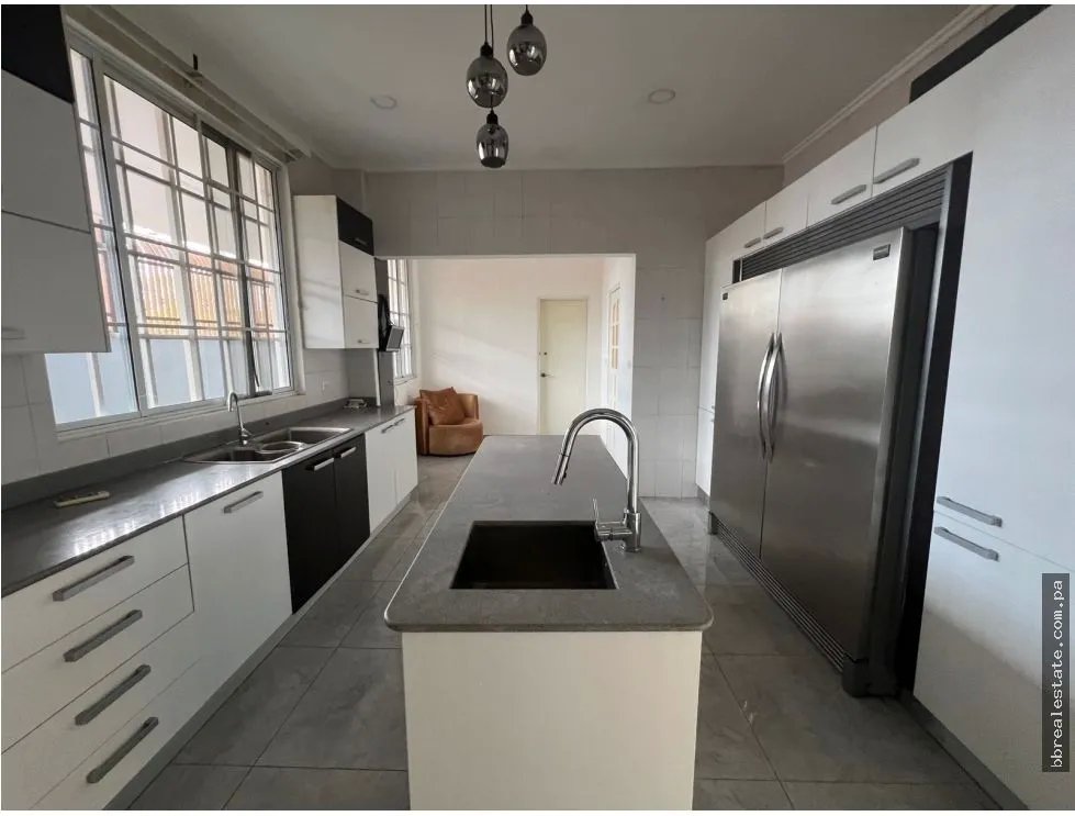 Venta de casa en San Francisco, Altos del Golf