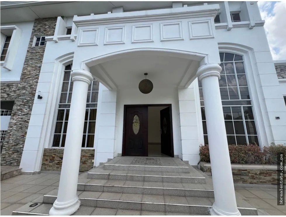 Venta de casa en San Francisco, Altos del Golf