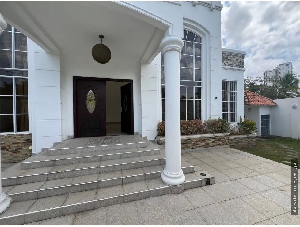Venta de casa en San Francisco, Altos del Golf