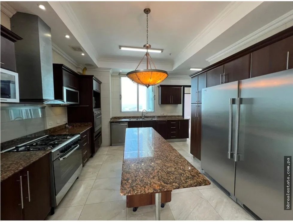 Apartment for sale in Costa del Este