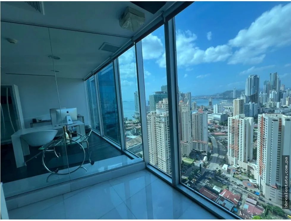 Venta de oficina Amoblada en Punta Pacífica, Ph Oceanía Torre 1000