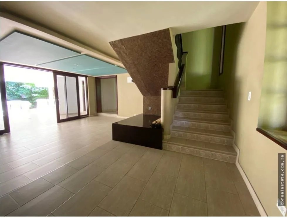 Venta de casa Comercial y Residencial en San Francisco