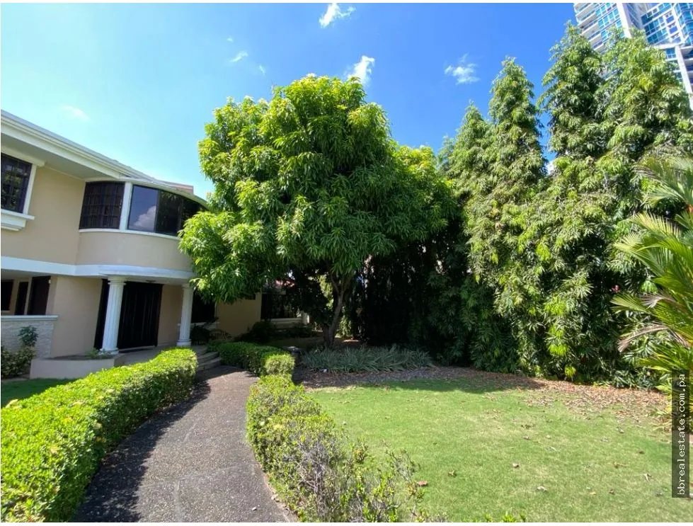 Venta de casa Comercial y Residencial en San Francisco