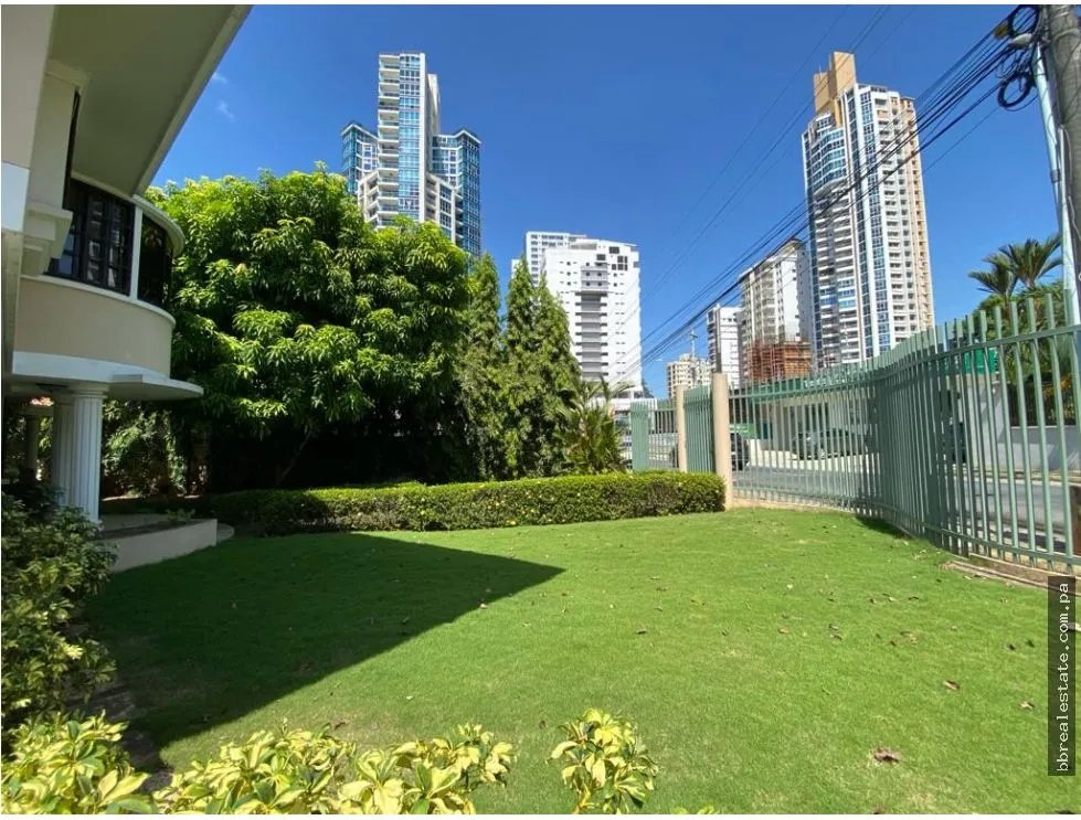 Venta de casa Comercial y Residencial en San Francisco