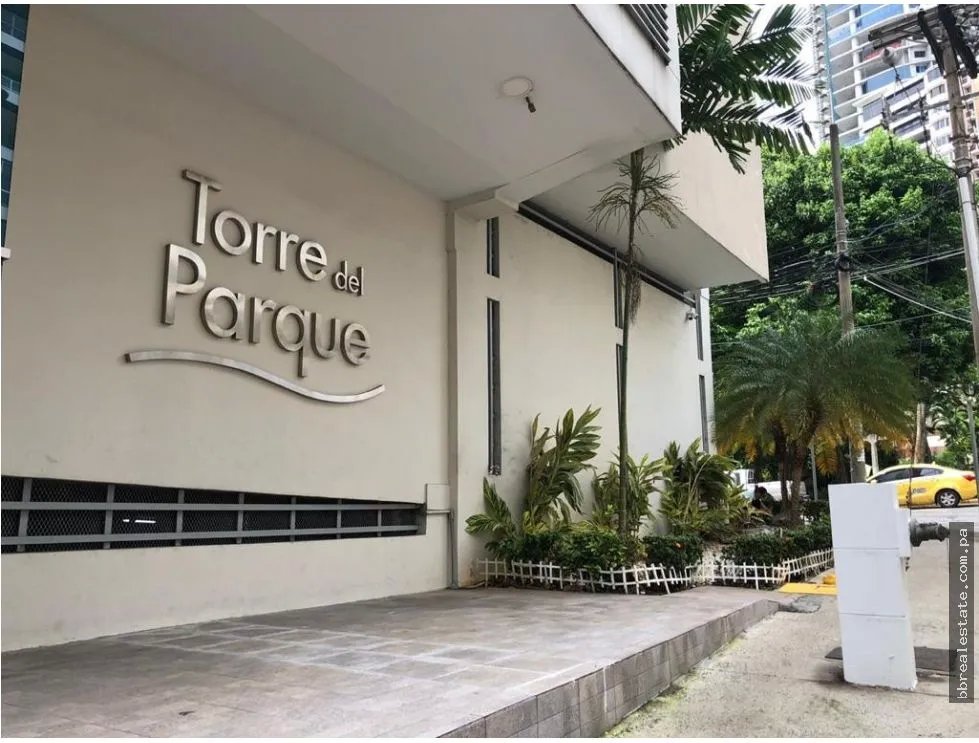 Alquiler de apartamento en PH Torres del Parque, Punta Paitilla