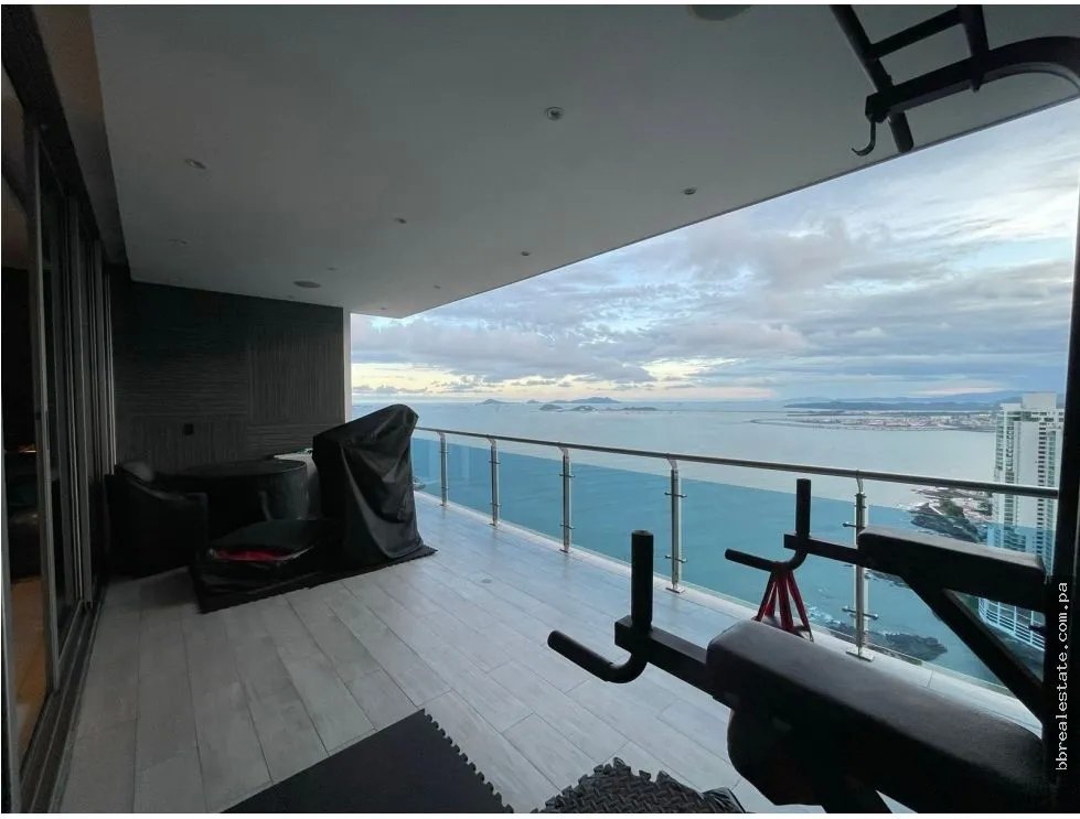 Penthouse for sale in Punta Pacifica