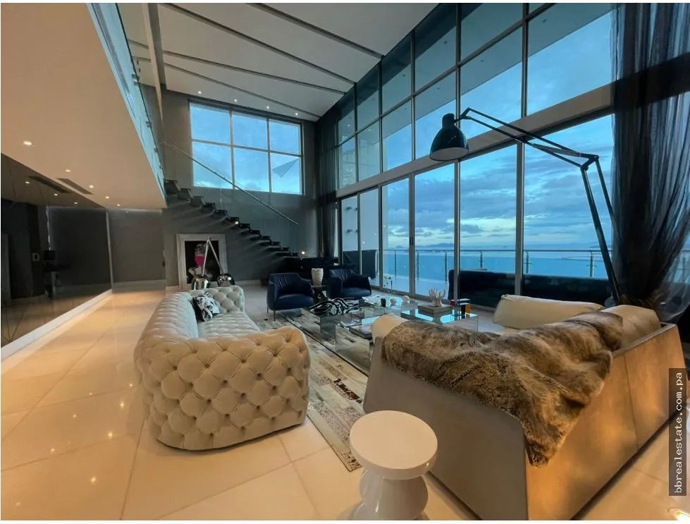 Penthouse for sale in Punta Pacifica