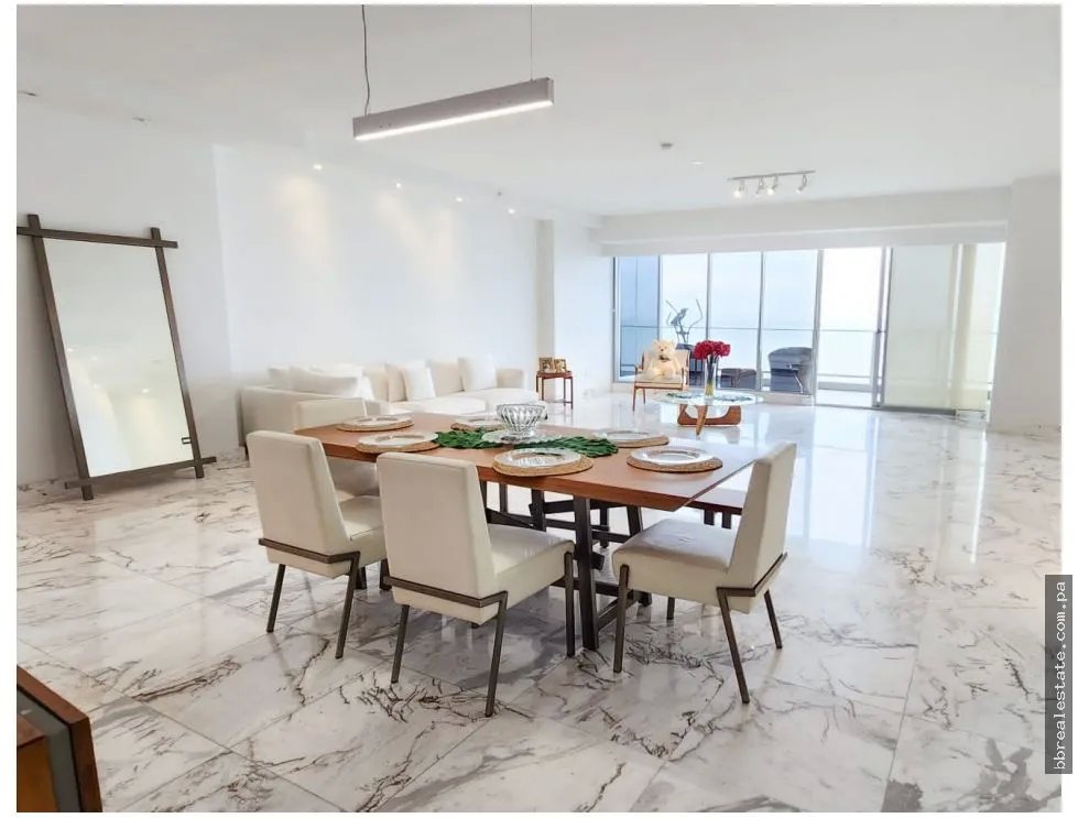 Apartment for sale in Costa del Este