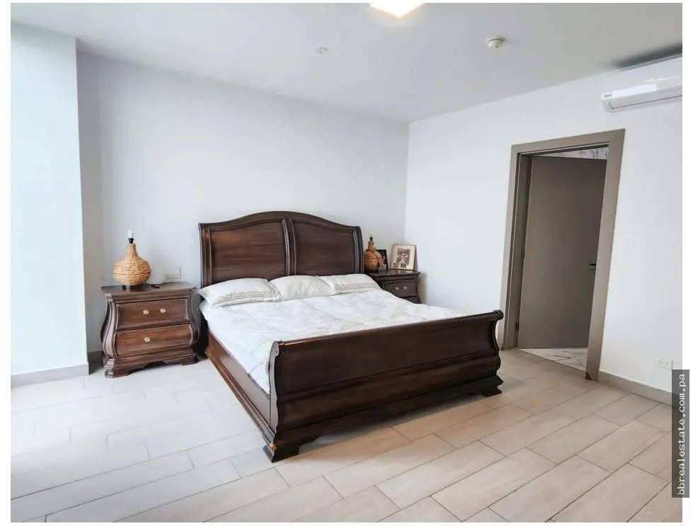 Venta de apartamento en Costa del Este, Ph Regalia