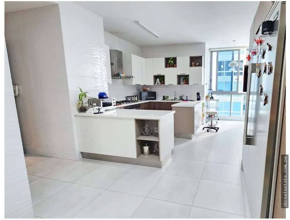 Venta de apartamento en Costa del Este, Ph Regalia
