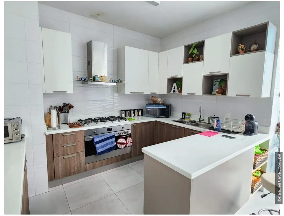 Venta de apartamento en Costa del Este, Ph Regalia