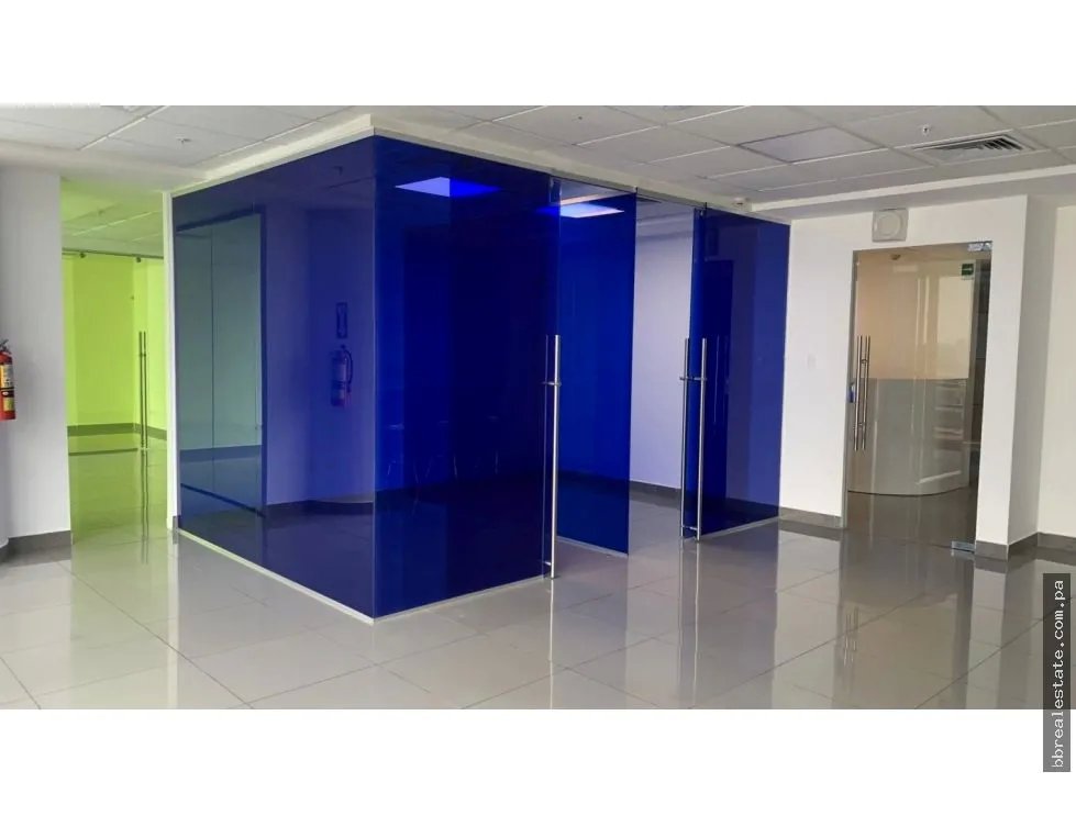 Alquiler de oficina en Punta Pacífica, Ph Oceanía Torre 2000