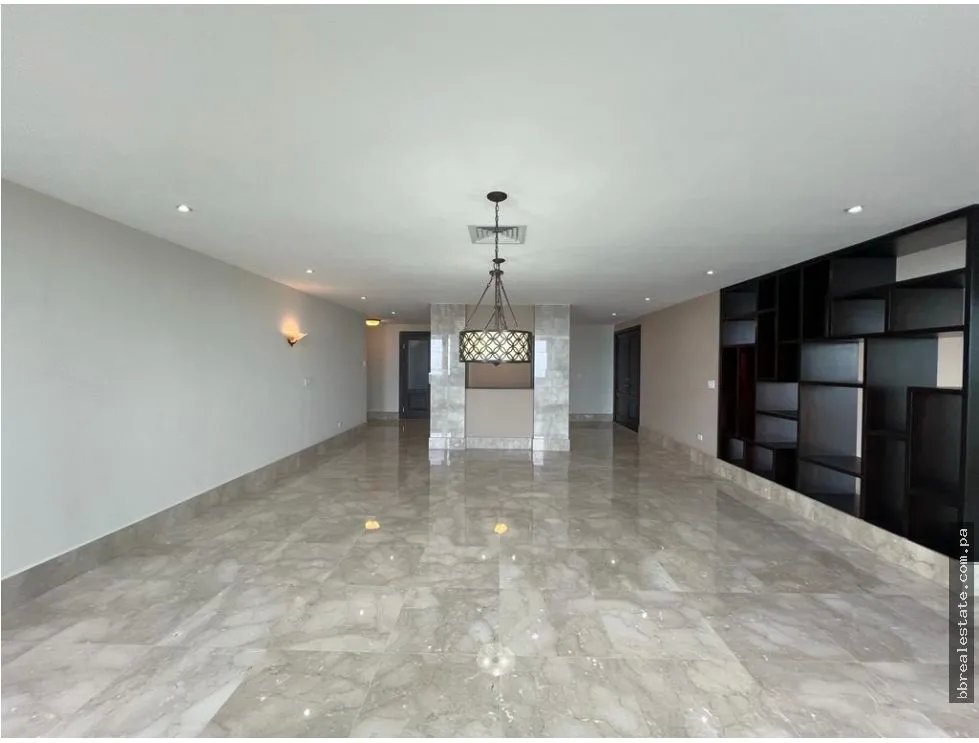 Apartment for sale in Punta Pacifica