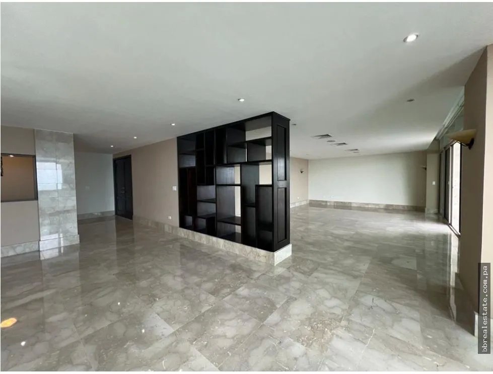 Apartment for sale in Punta Pacifica