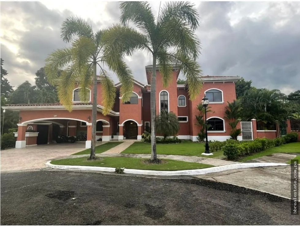Single Family House for sale in Clayton