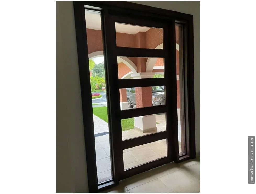 Single Family House for sale in Clayton