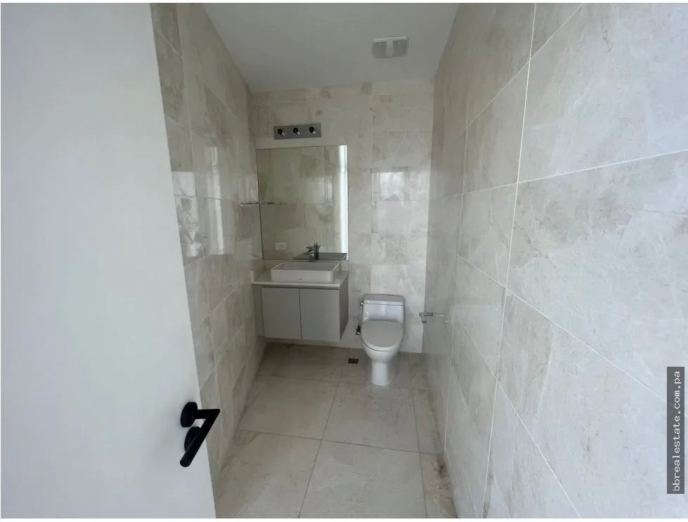Apartment for sale in Punta Pacifica