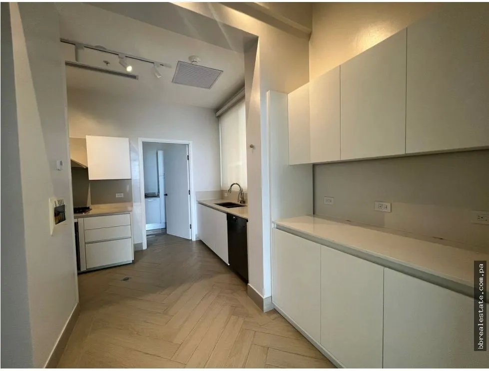 Apartment for sale in Punta Pacifica