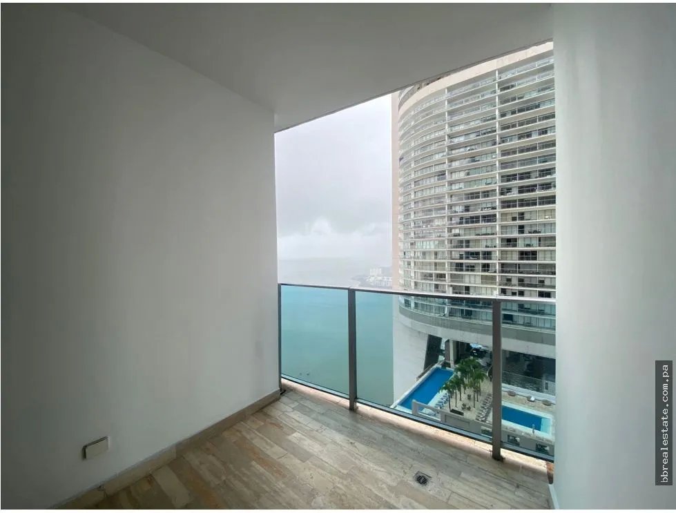 Apartment for sale in Punta Pacifica